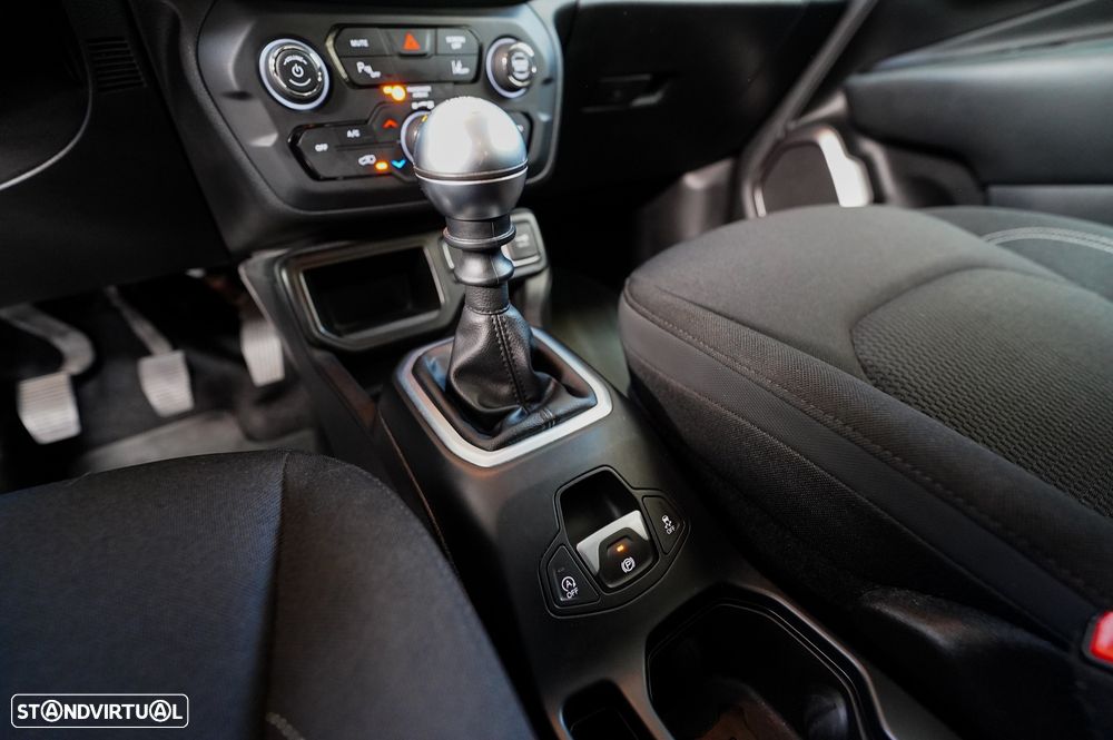 Jeep Renegade 1.0 T Limited - 21