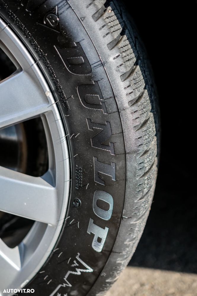 Volvo XC 90 D5 AWD Geartronic Momentum - 10