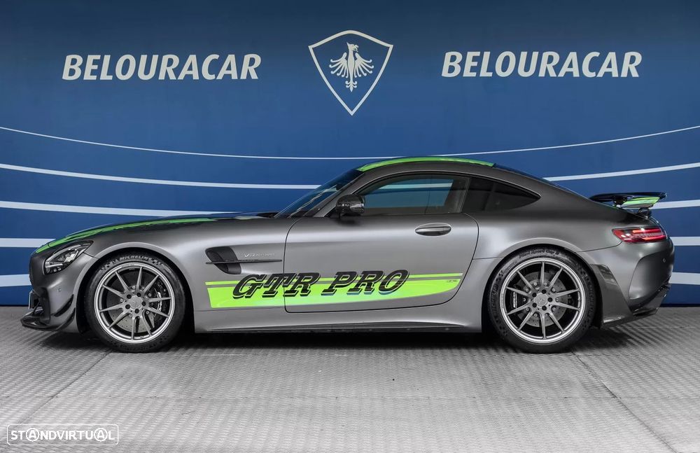 Mercedes-Benz AMG GT R Roadster - 3