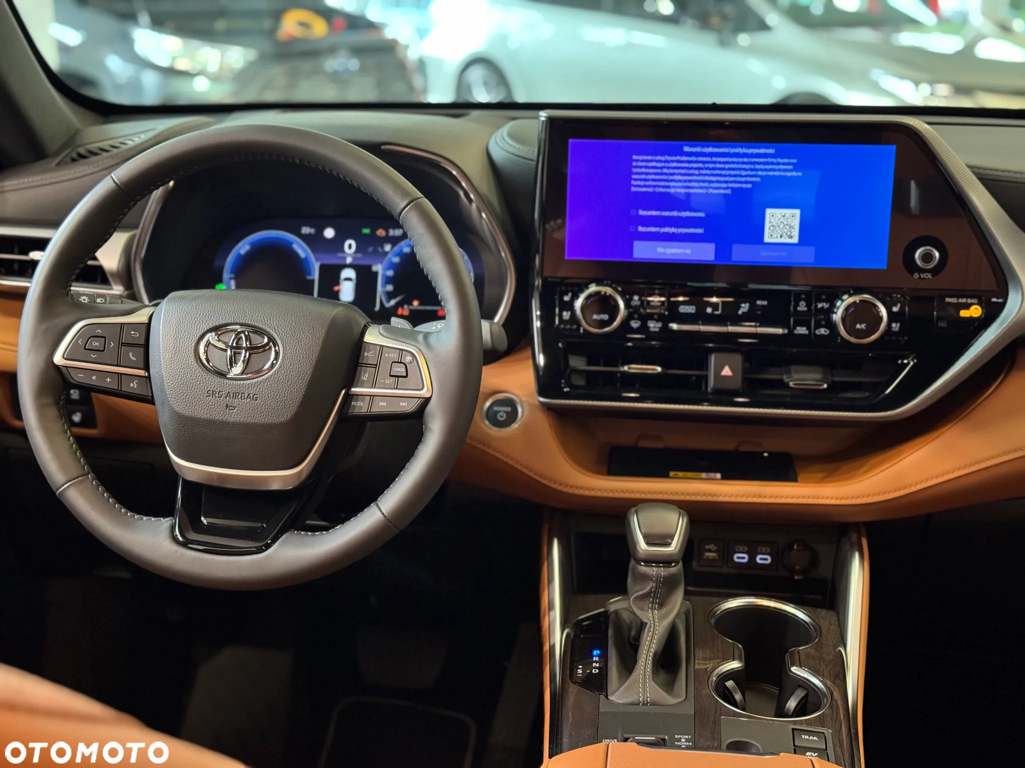 Toyota Highlander 2.5 Hybrid Executive - 14