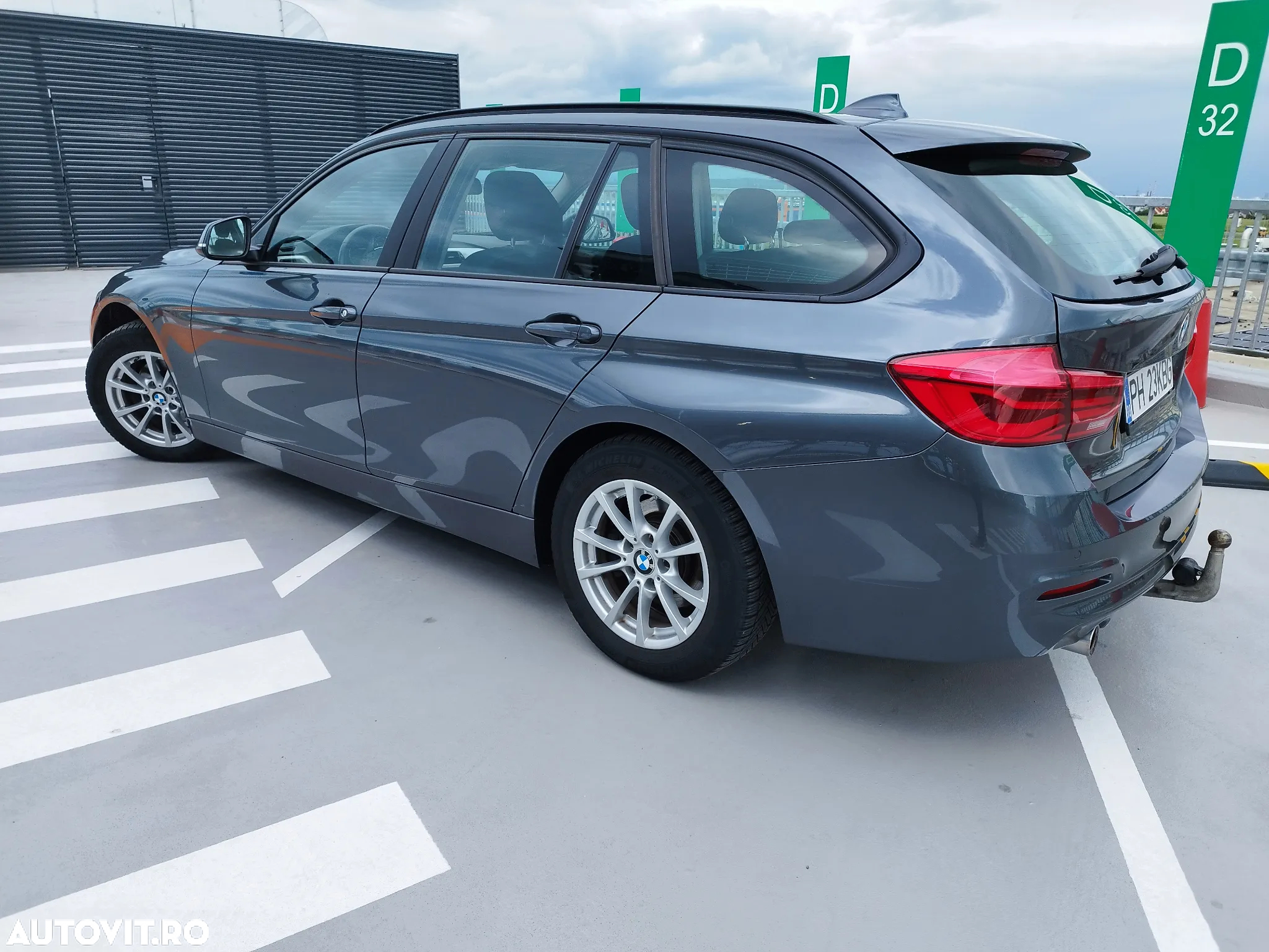 BMW Seria 3 318d Touring Aut. Advantage - 6