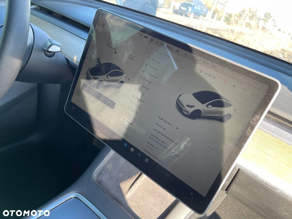 Tesla Model Y Standard - 17