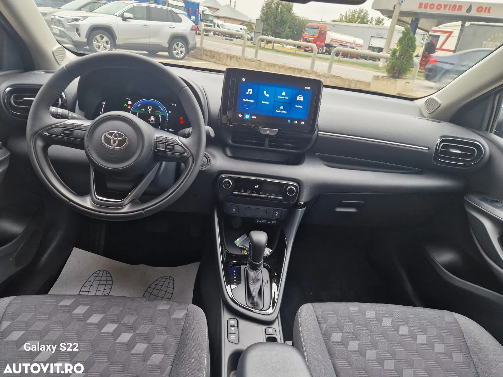 Toyota Yaris - 11