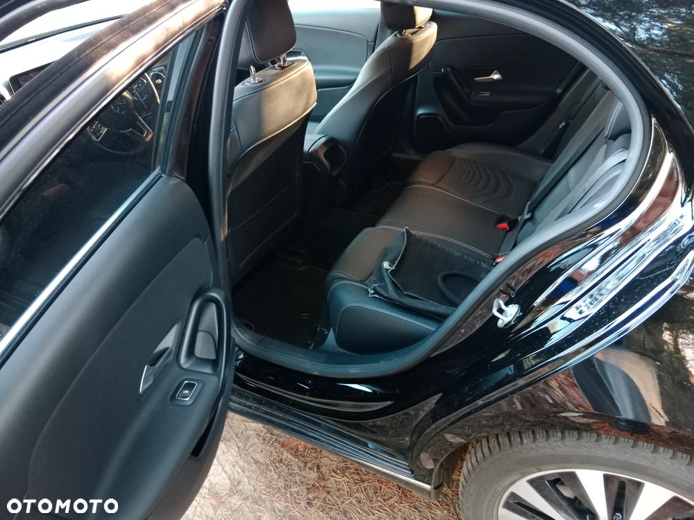 Mercedes-Benz Klasa A 200 d 4-Matic 8G-DCT - 6