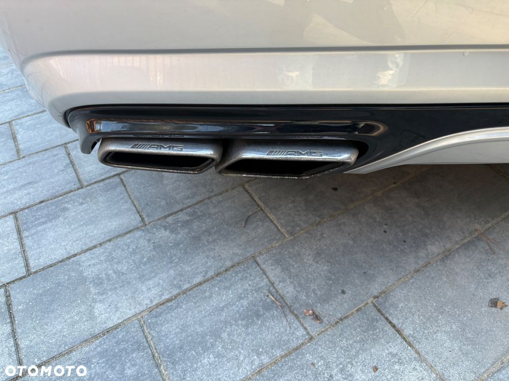 Mercedes-Benz SL 63 AMG - 27