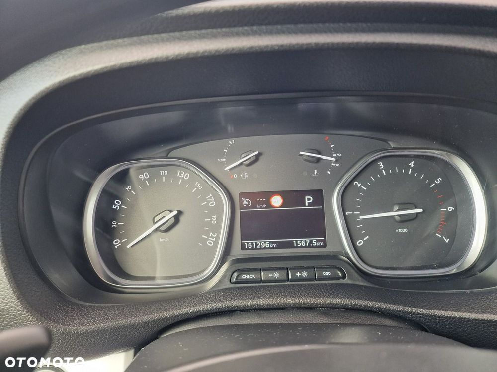 Peugeot Traveller L2 2.0 EAT8 Active - 34