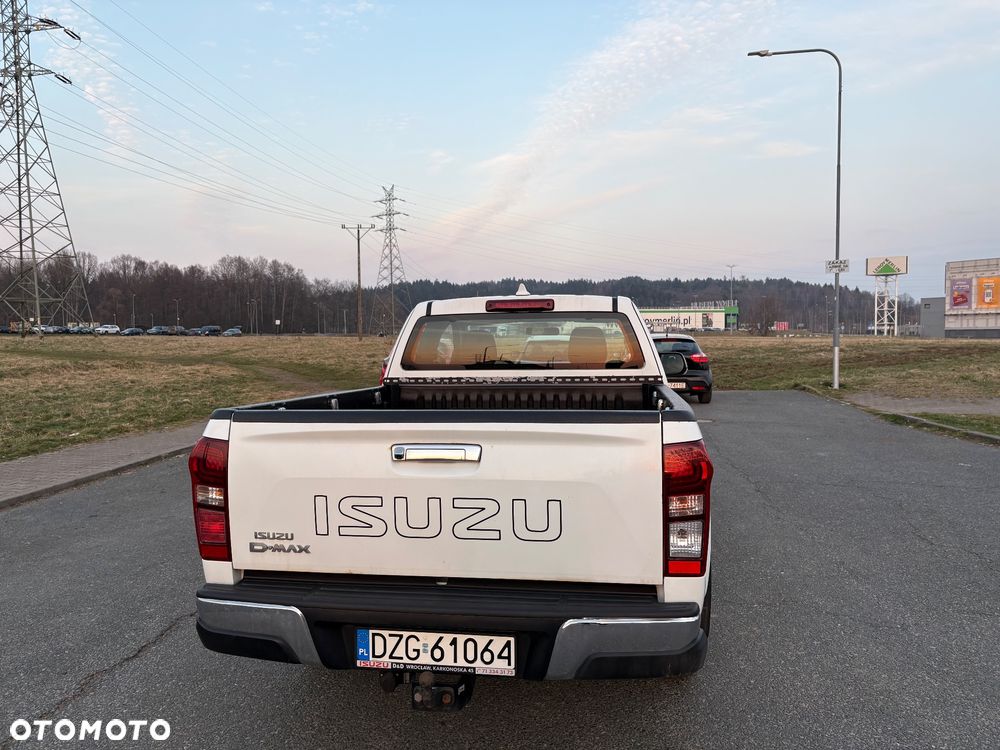 Isuzu D-Max 1.9 DC LS+ - 7