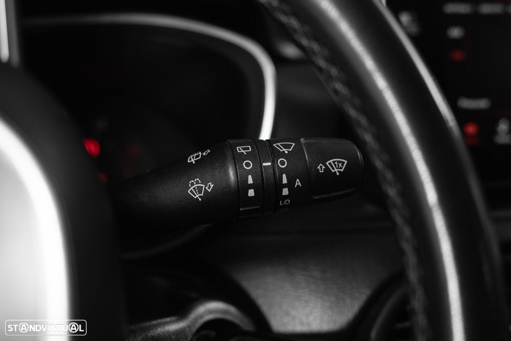 Fiat Tipo Station Wagon 1.3 M-Jet Lounge - 23