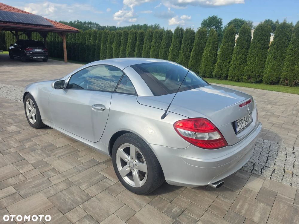 Mercedes-Benz SLK 300 Sport Edition - 16