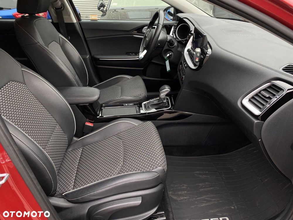 Kia XCeed 1.5 T-GDI M DCT - 28