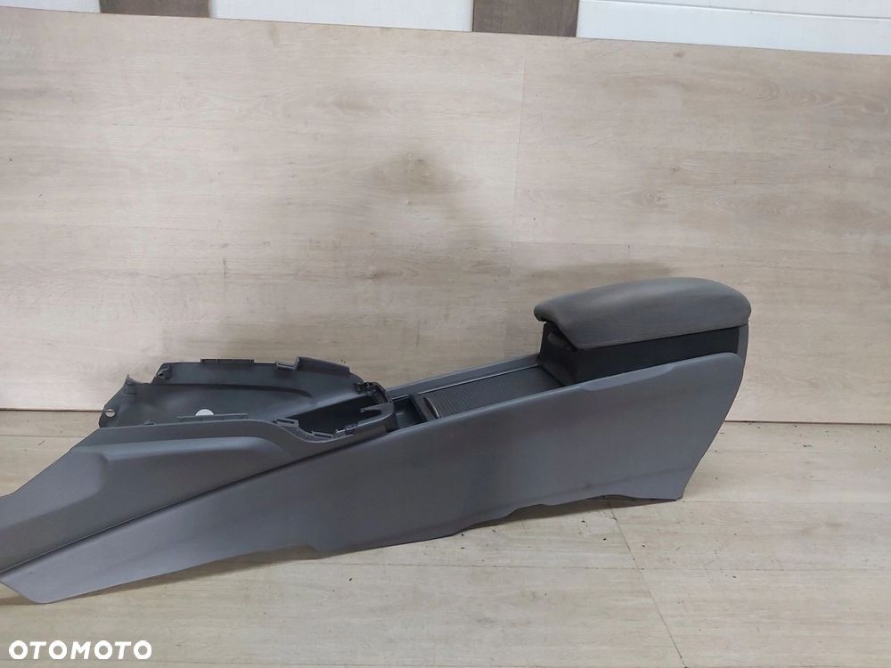 Honda Civic VIII podłokietnik schowek tunel środkowy SEDAN - 1