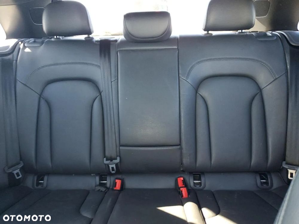 Audi Q3 40 TFSI Quattro S tronic S line - 10