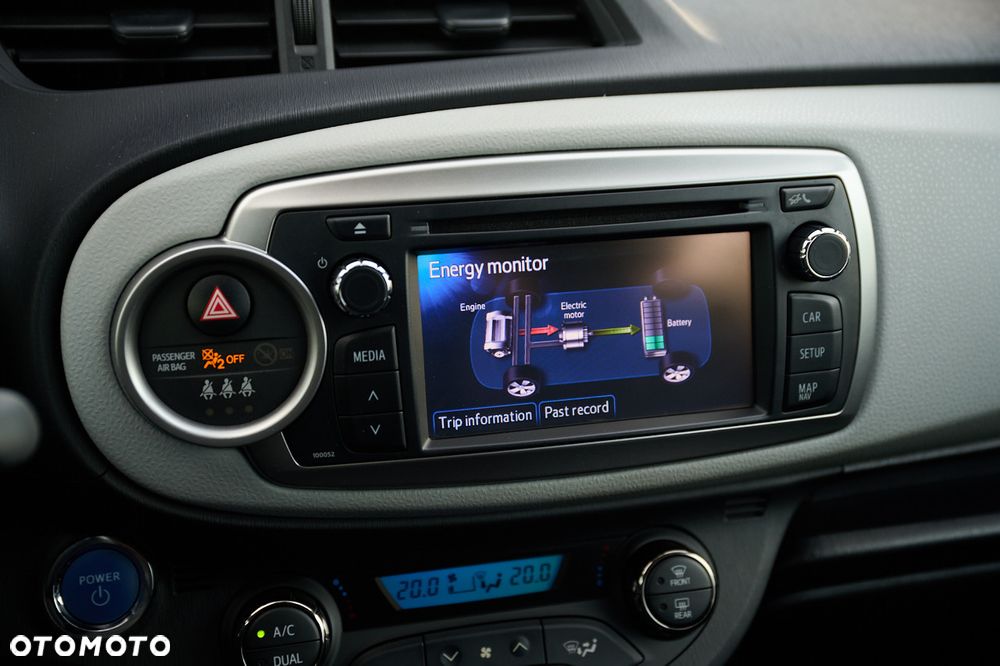 Toyota Yaris Hybrid 100 Premium EU6 - 35