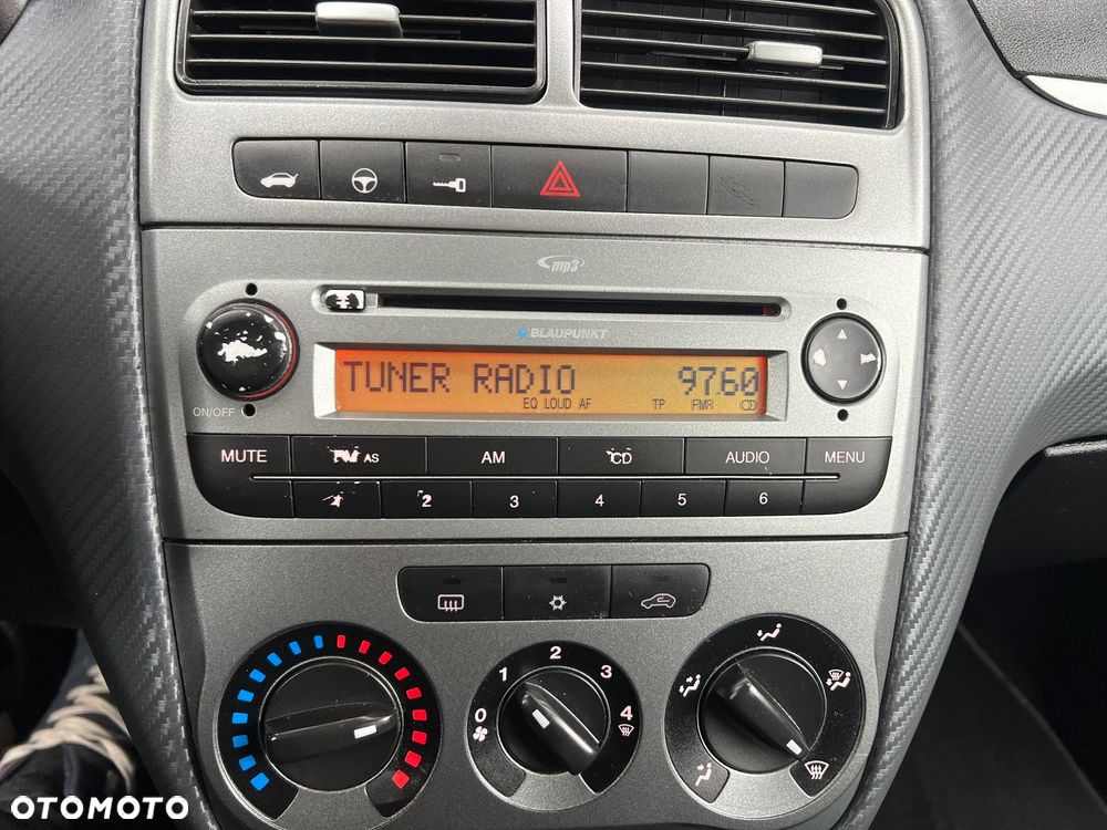 Fiat Punto 1.4 Multiair Lounge S&S - 32