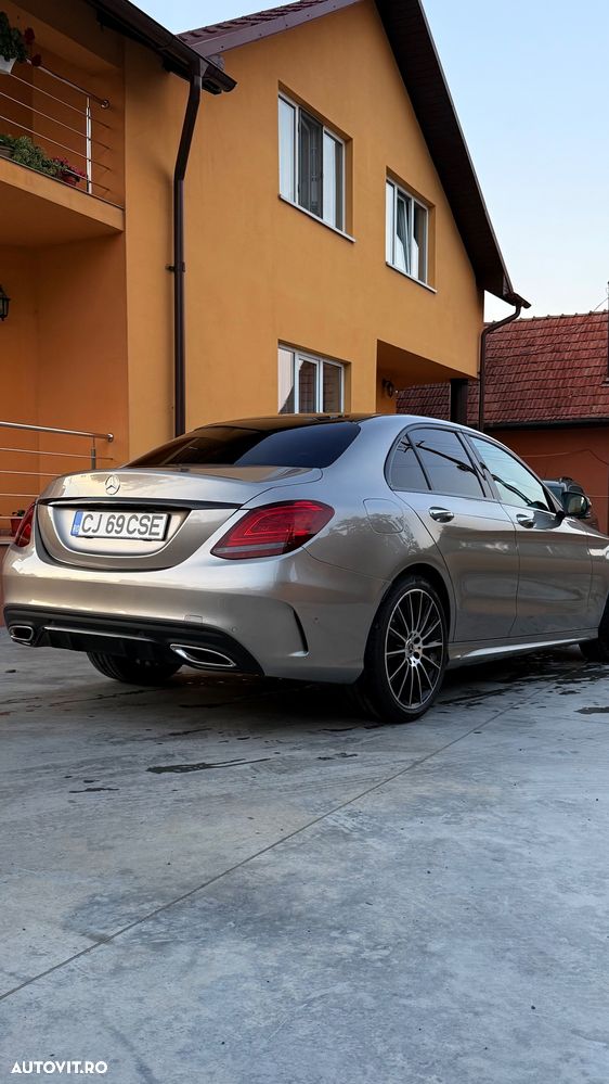 Mercedes-Benz C 200 4Matic 9G-TRONIC AMG Line - 4