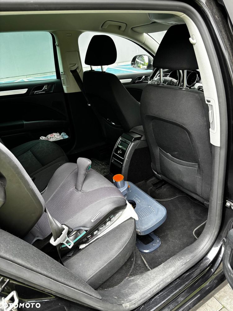 Skoda Superb 2.0 TDI Family DSG - 21