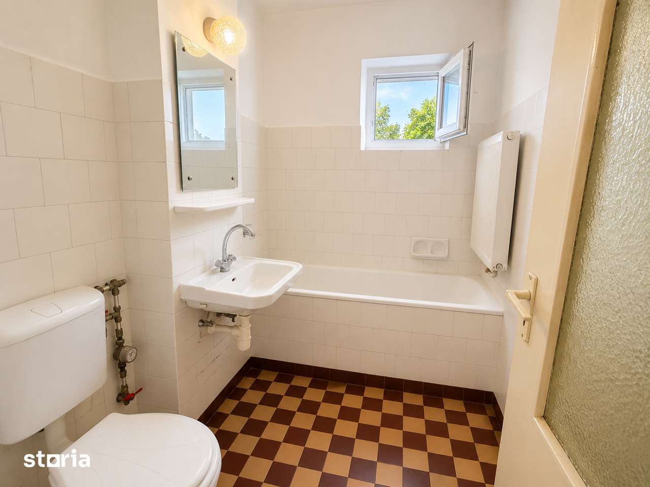 Apartament cu 3 camere, KM 0, Ultracentral - bloc exclusivist - et 3 — fotografia 3