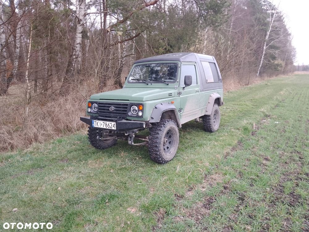 Suzuki Samurai - 3