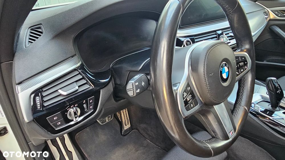 BMW Seria 5 530i M Sport sport - 16