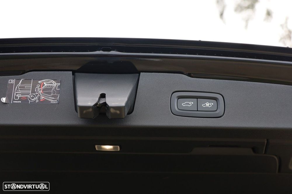 Volvo V60 2.0 T6 AWD TE R-Design - 6