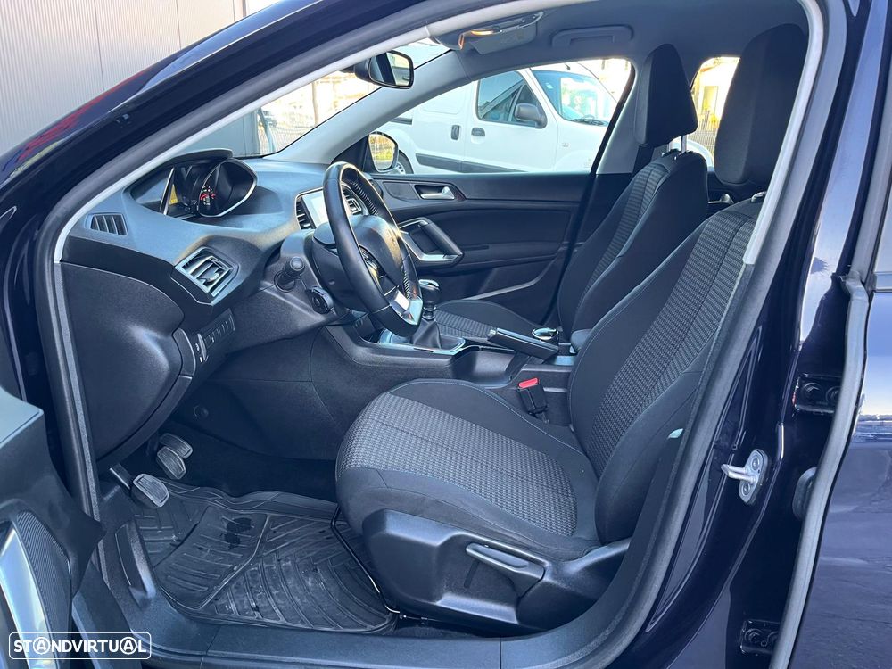 Peugeot 308 1.5 BlueHDi Style - 10