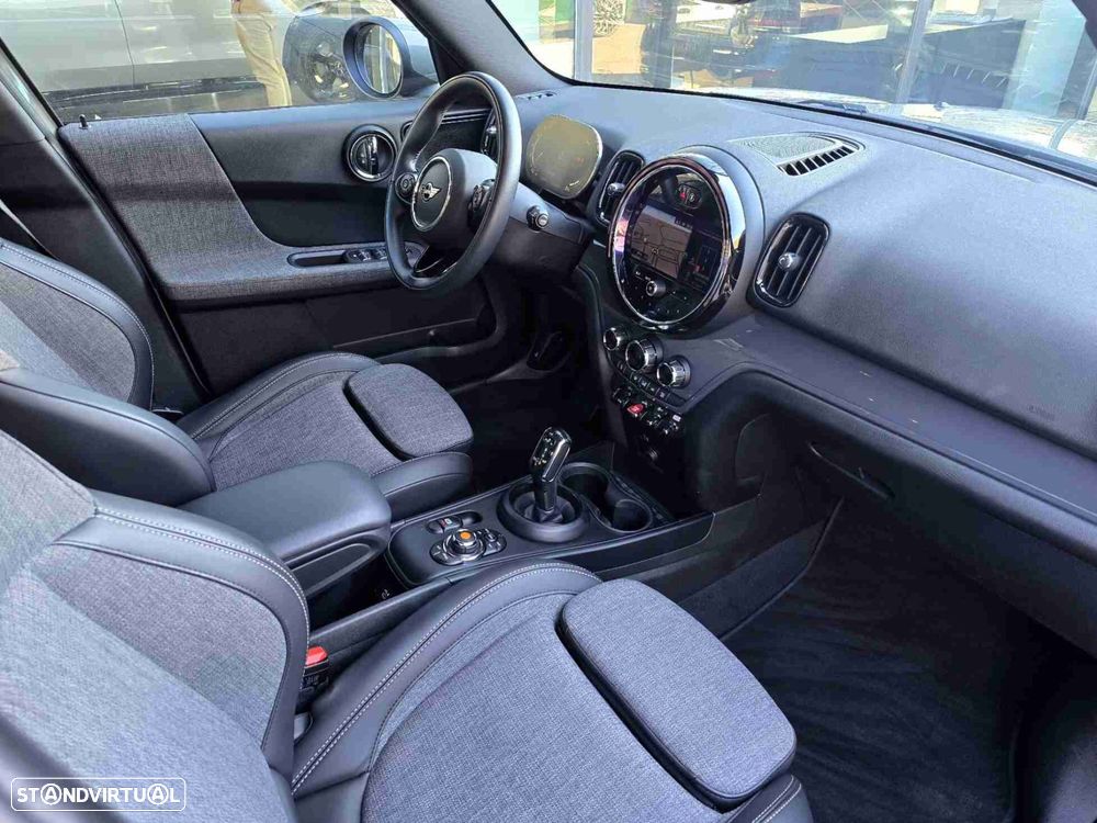 MINI Countryman One D Auto - 10
