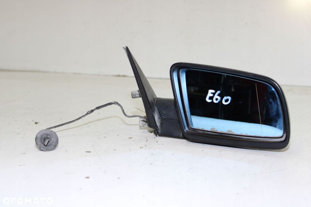 BMW E60 E61 LUSTERKO PRAWE 3-PIN EU - 3