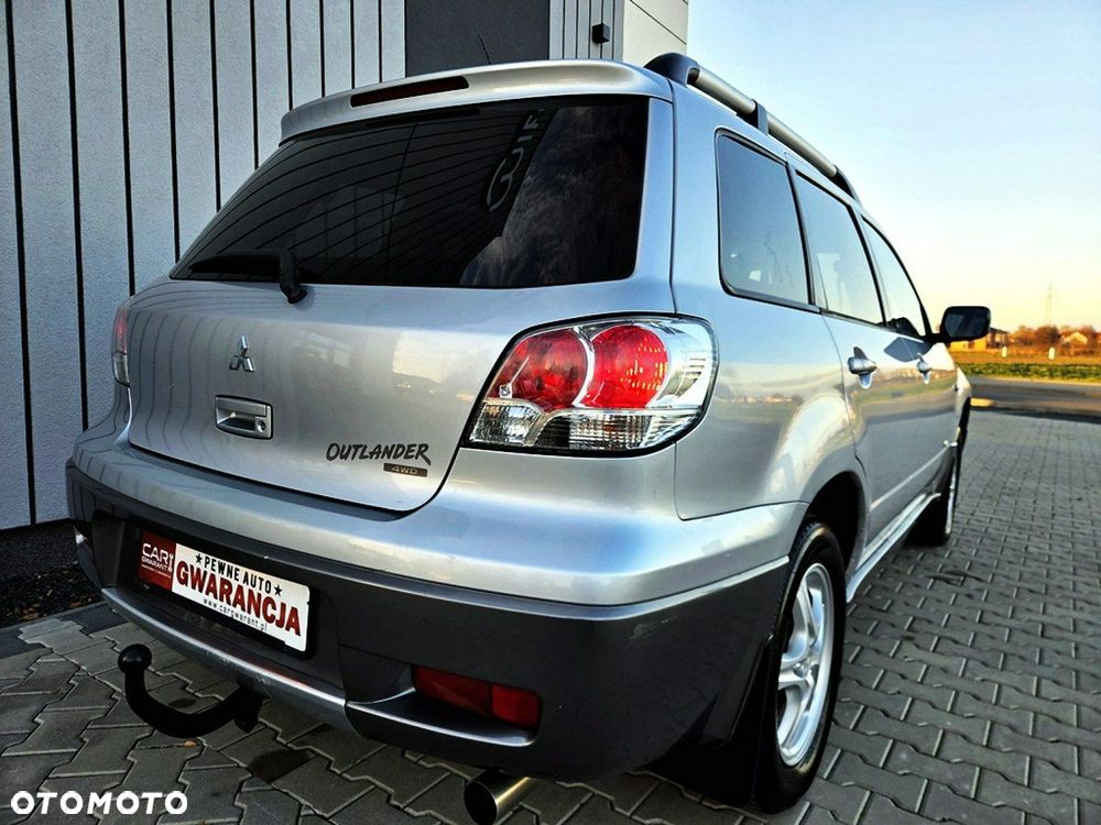 Mitsubishi Outlander 2.4 4WD Intense - 3