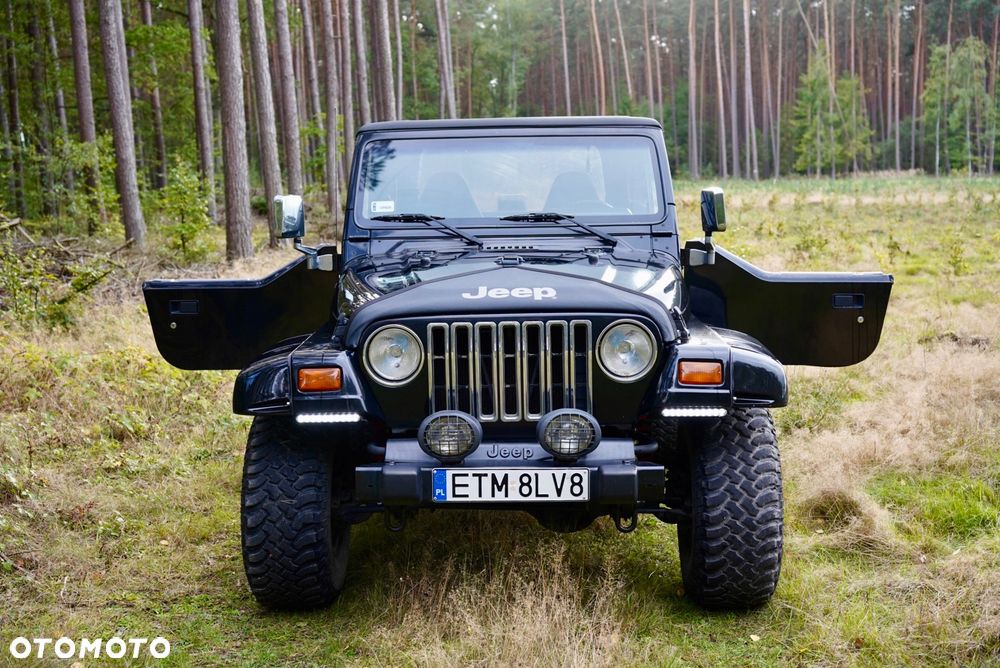 Jeep Wrangler 2.5 Sport - 19