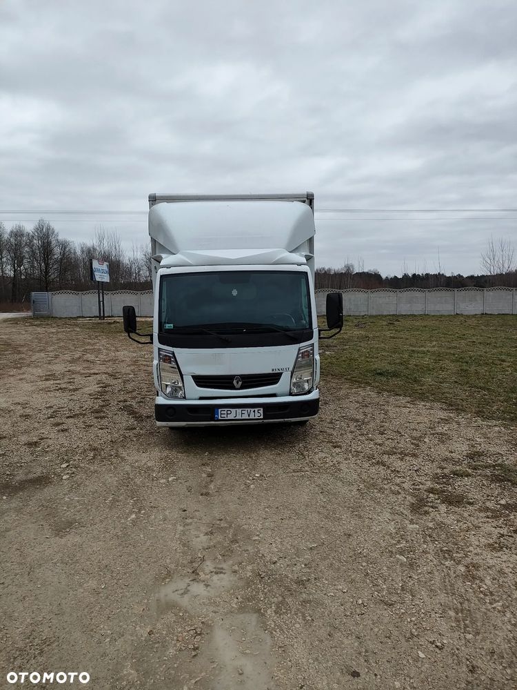 Renault Maxity - 13