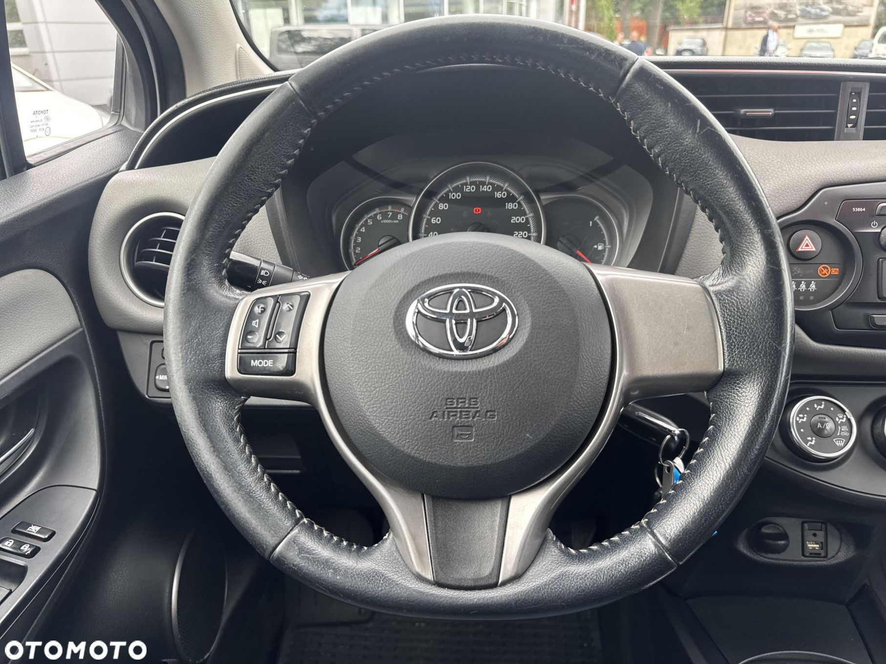 Toyota Yaris 1.33 Active - 18
