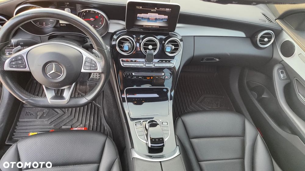 Mercedes-Benz Klasa C 200 4-Matic 9G-TRONIC - 16