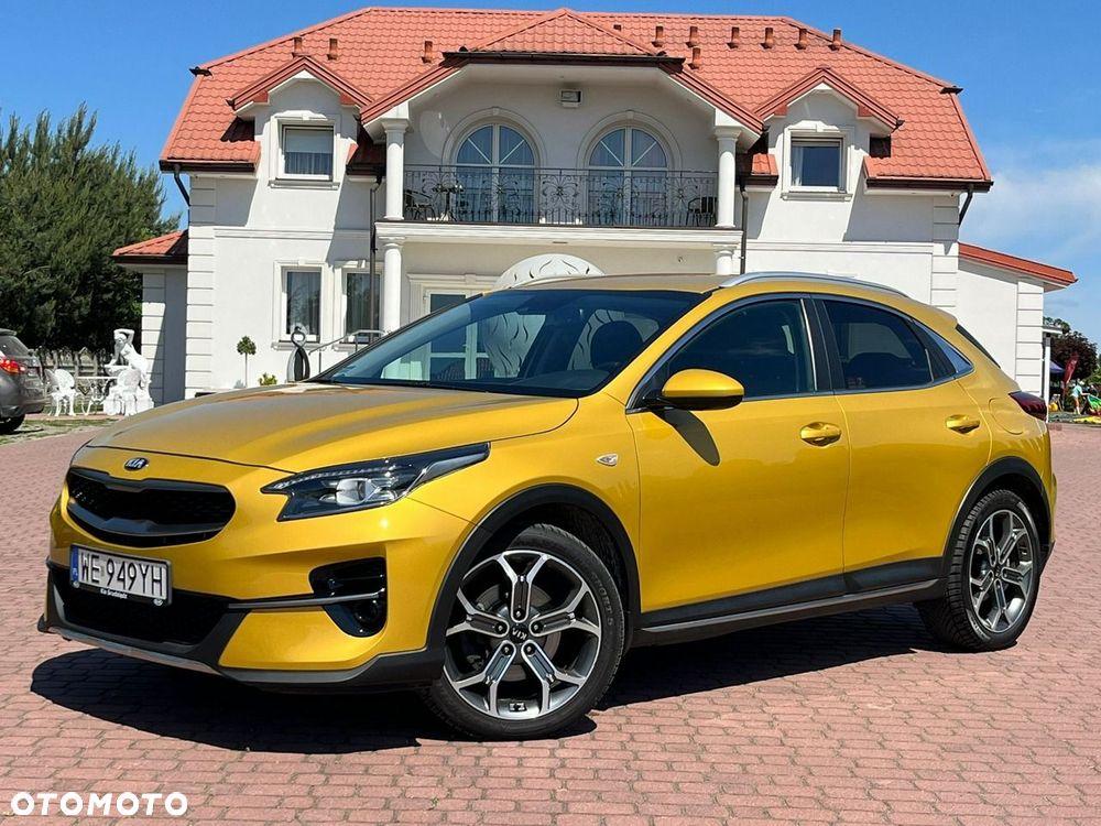 Kia XCeed - 14