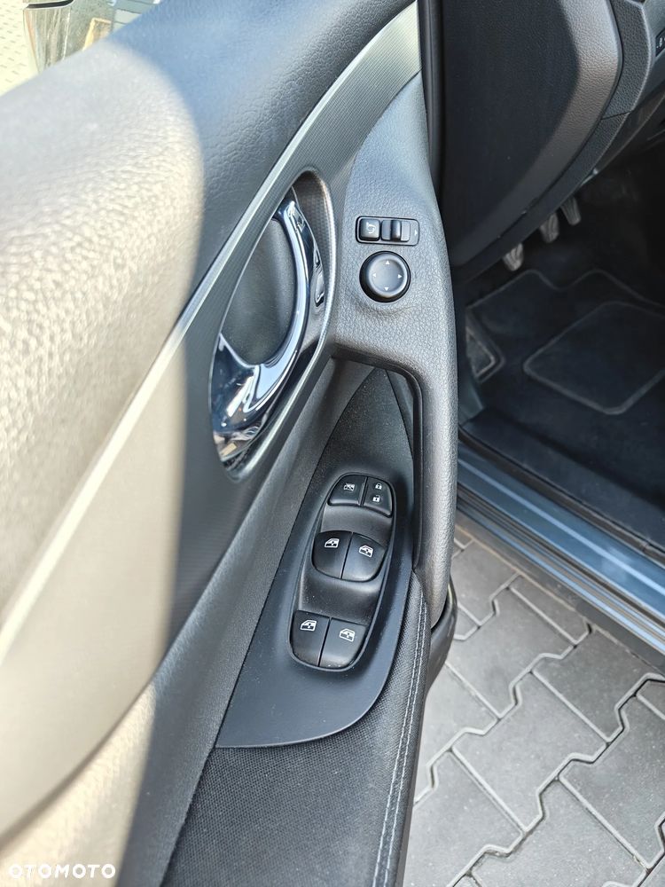 Nissan Qashqai - 5