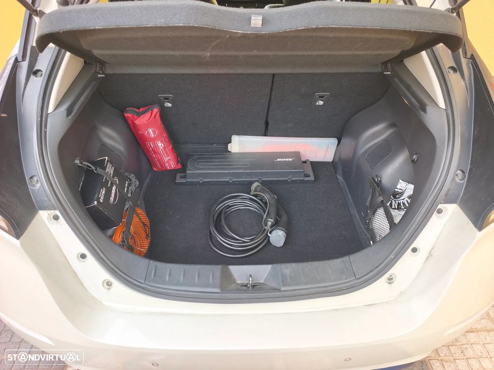 Nissan Leaf - 17