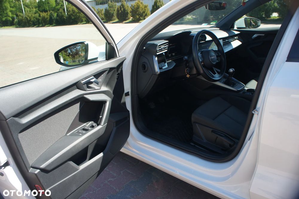 Audi A3 Sportback 30 TDI Advanced - 7