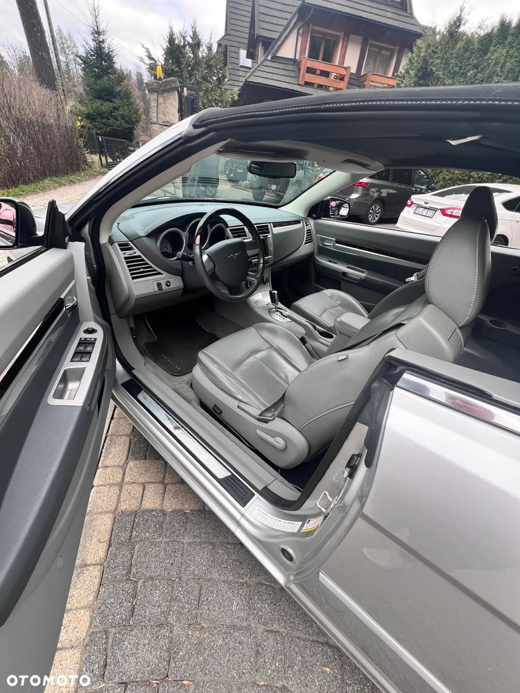 Chrysler Sebring - 11
