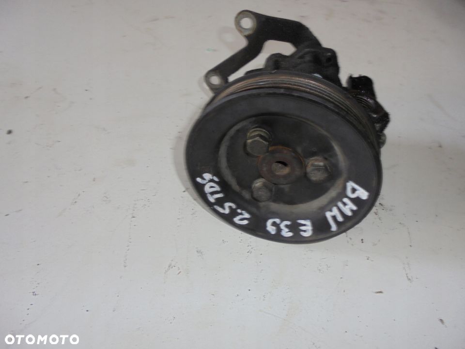 POMPA WSPOMAGANIA BMW E39 2.5 TD - 2