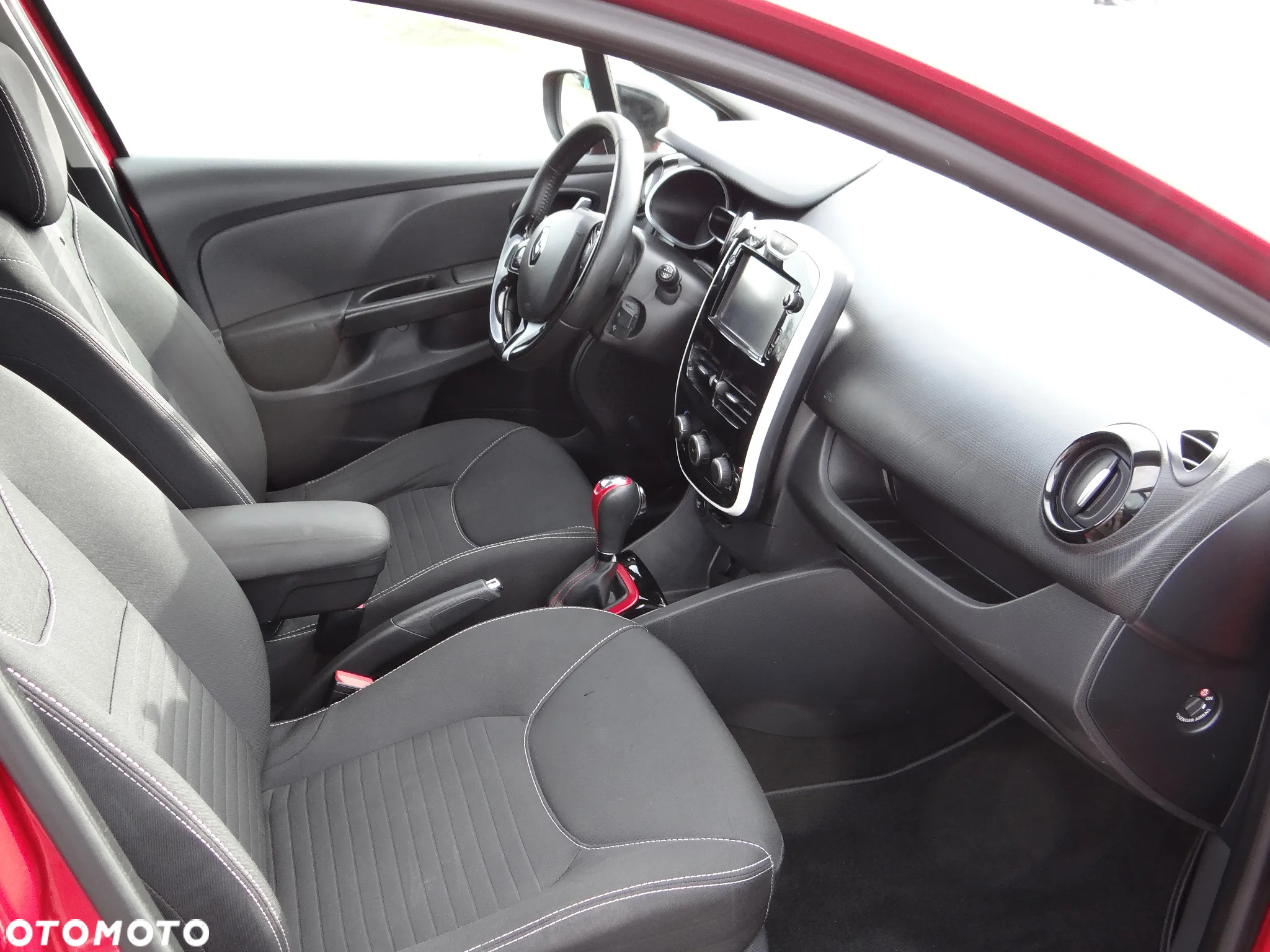 Renault Clio - 6