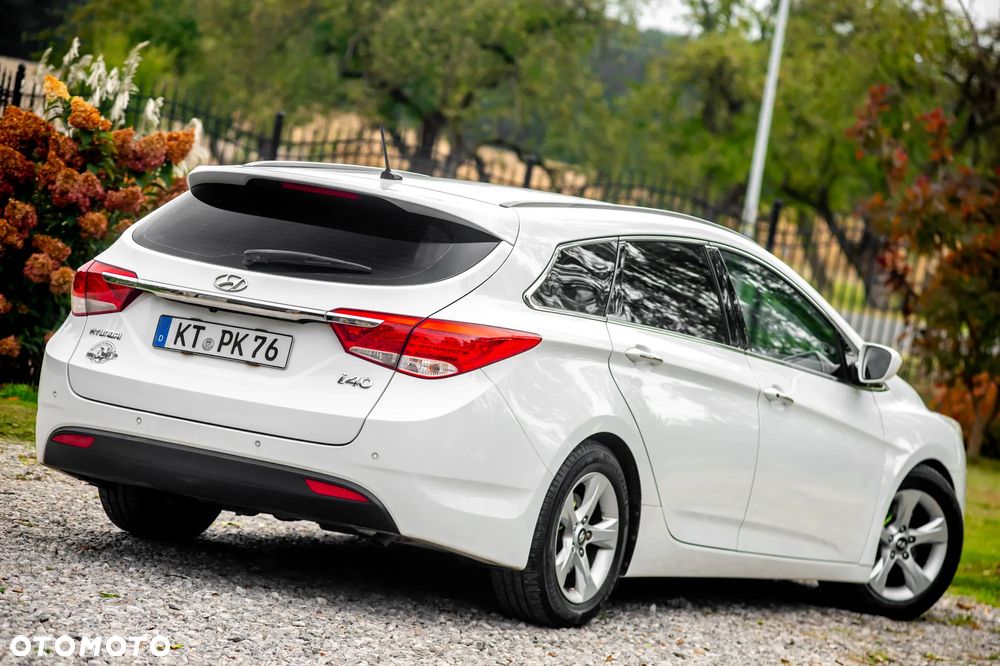 Hyundai i40 Kombi blue 1.7 CRDi Premium - 12