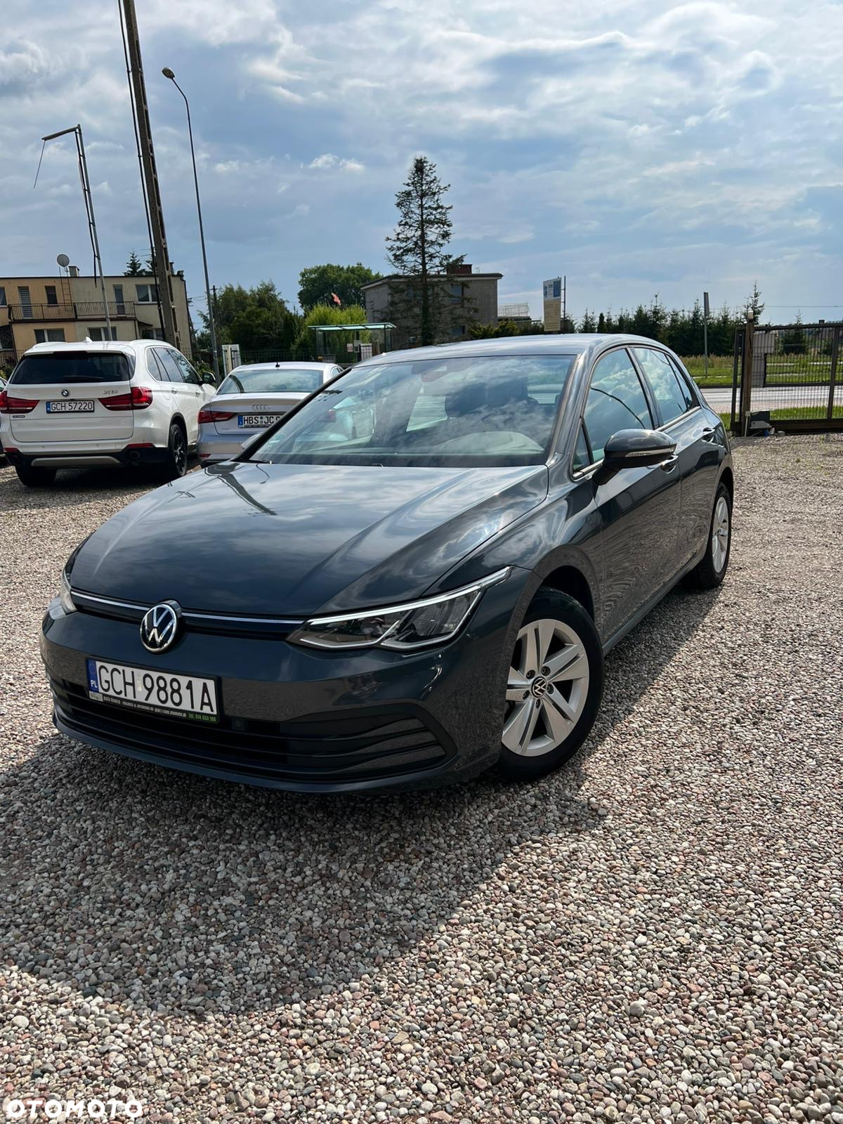 Volkswagen Golf VIII 1.0 TSI - 2