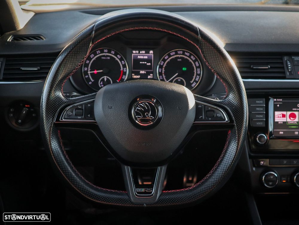 Skoda Octavia Break 2.0 TDI RS DSG - 23