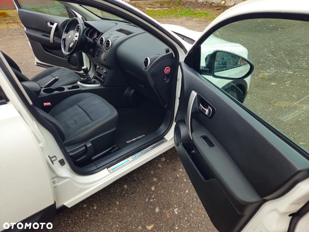 Nissan Qashqai - 14