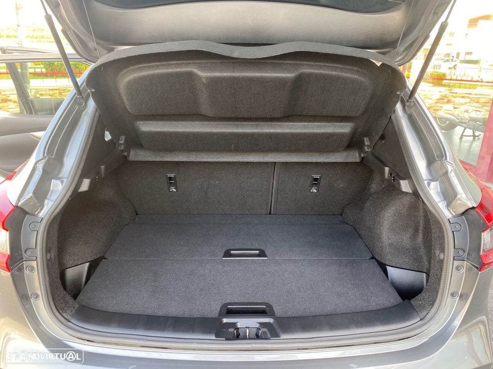 Nissan Qashqai 1.2 DIG-T N-Connecta 18 - 16