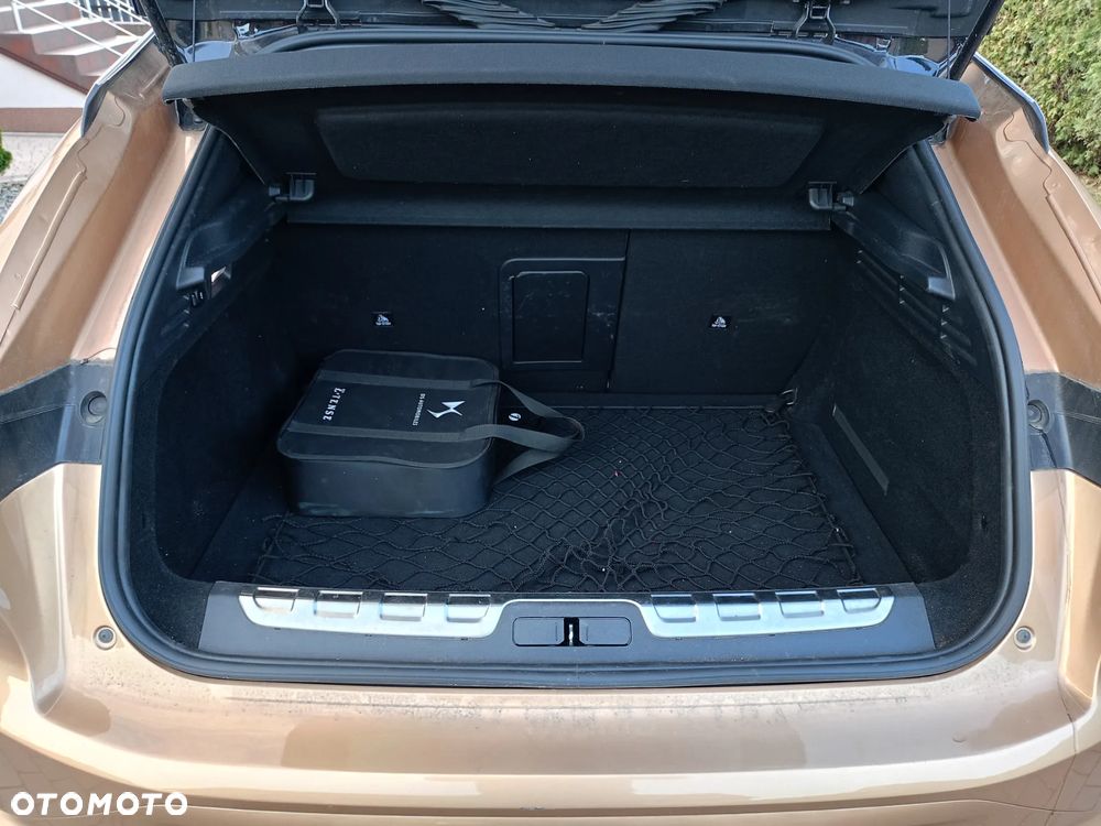 DS Automobiles DS 4 1.6 E-Tense Edition France - 12