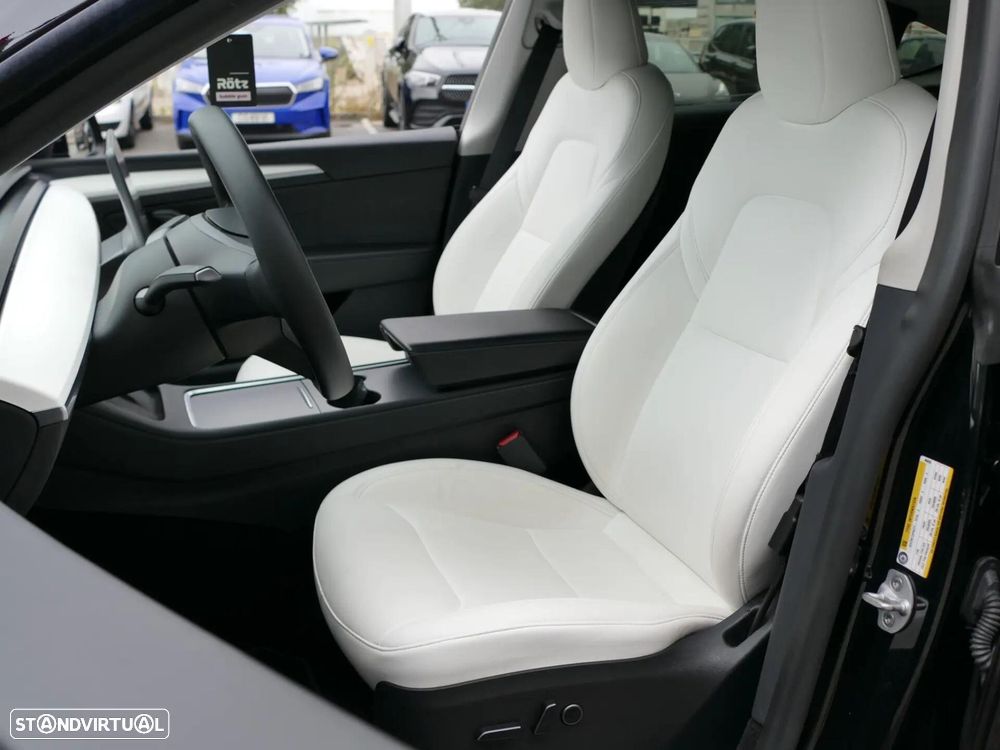 Tesla Model Y Tração Traseira - 25
