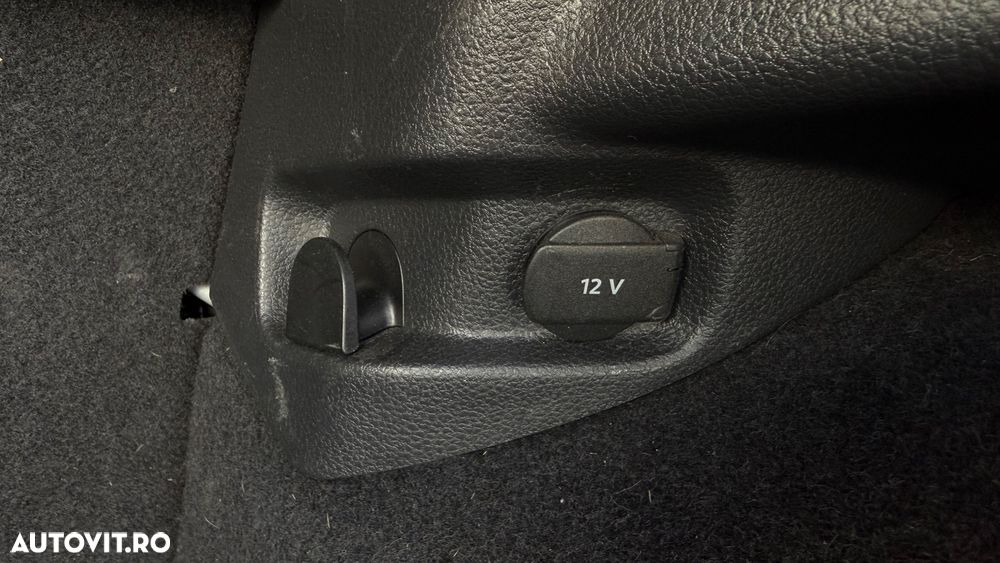 Volkswagen Golf 1.6 TDI BlueMotion Technology Comfortline - 17