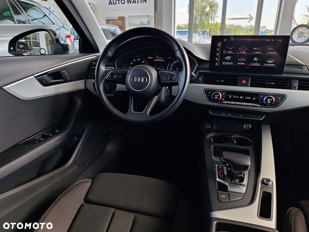 Audi A4 Limousine - 19