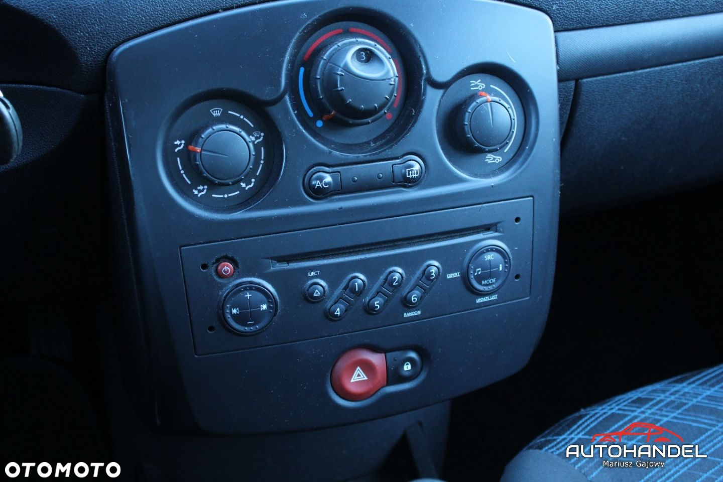 Renault Clio - 13