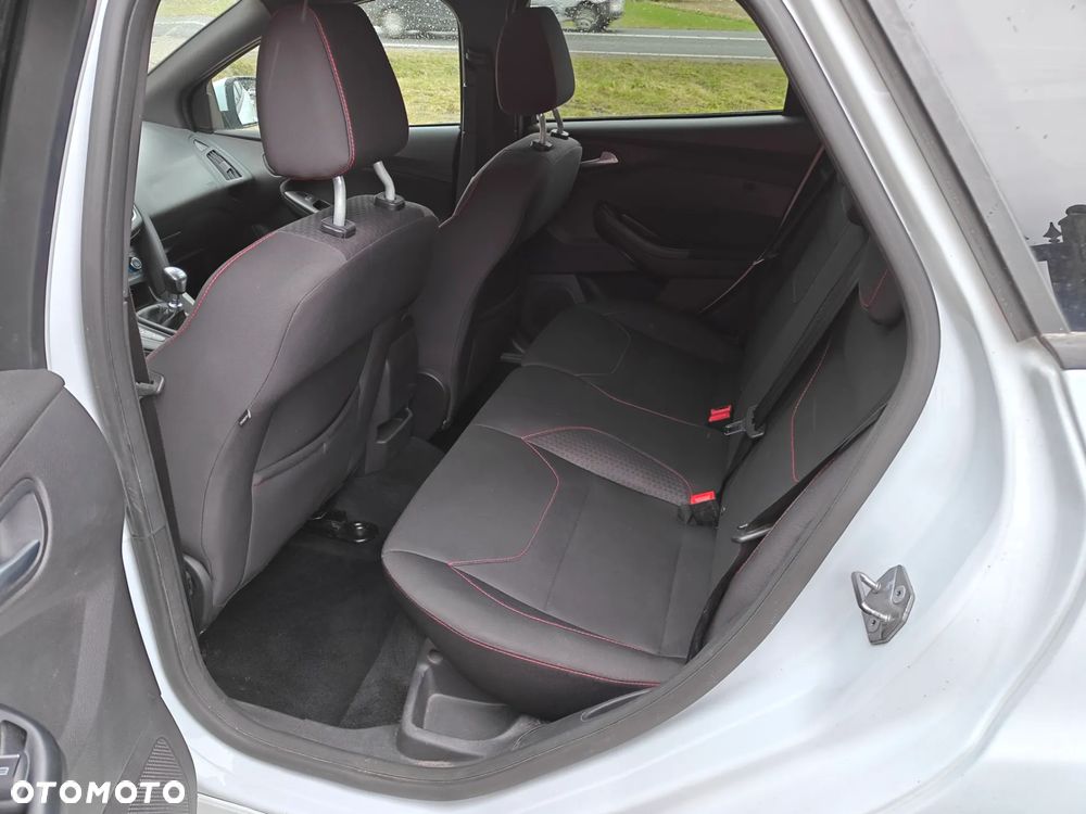 Ford Focus 1.5 EcoBoost STart-Stopp-System ST-LINE - 11